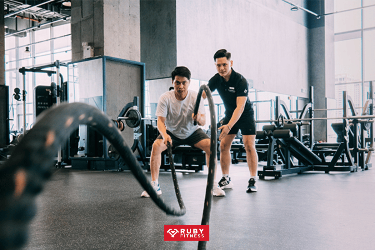 Nhân sự phòng gym