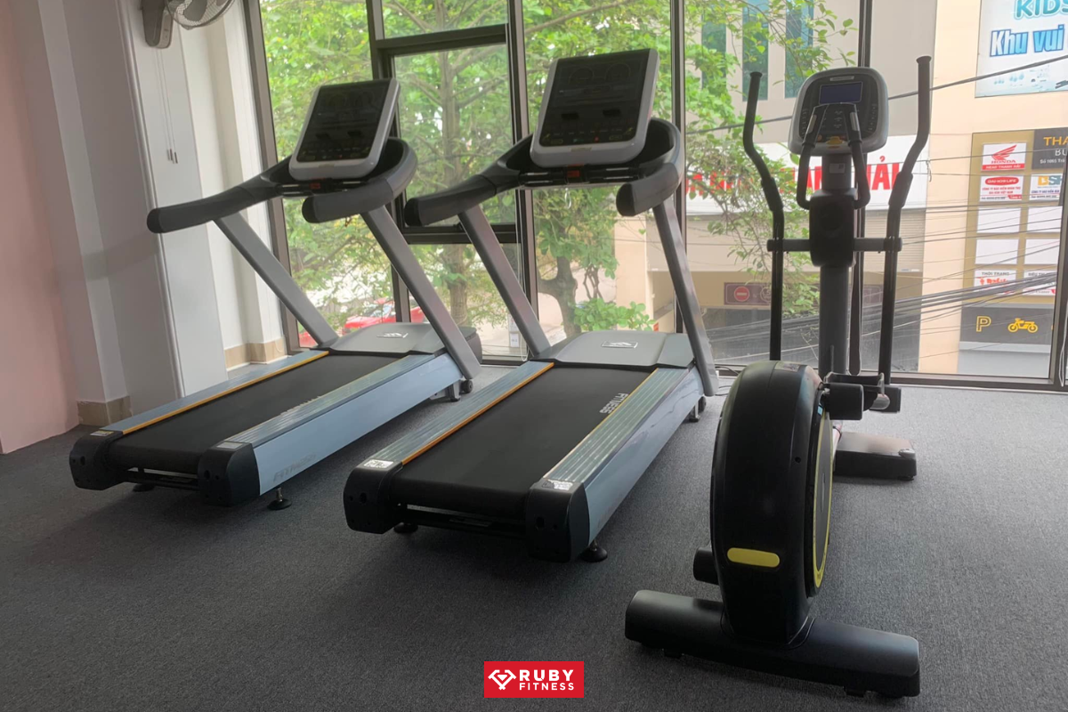 Hình ảnh máy chạy bộ S-9800 tại Ladys Fit