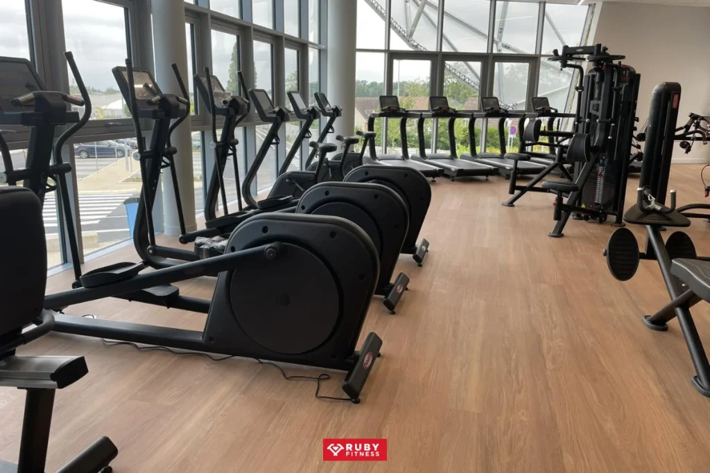 Dự án phòng gym cao cấp cho AquaVal - Centre aquatique Alice Milliat
