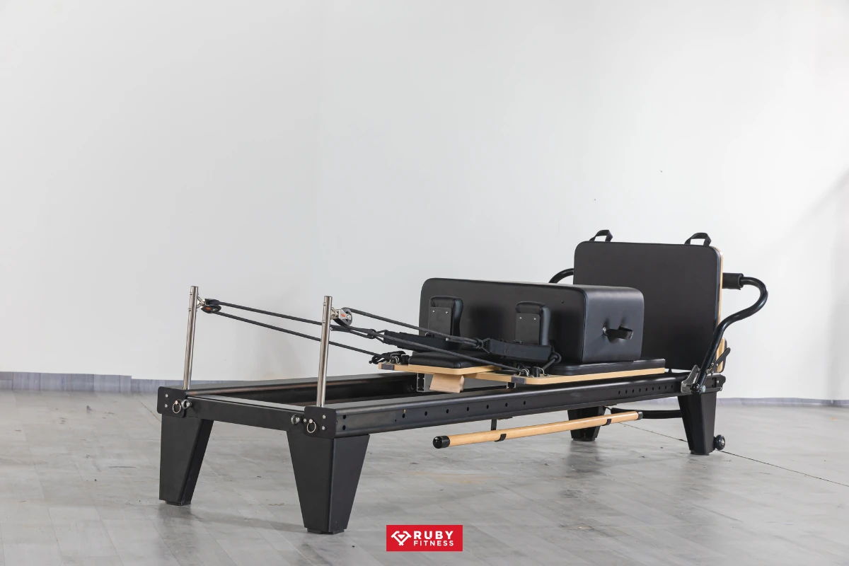 Đặc điểm nổi bật của máy tập Pilates Reformer DZ136 (4)