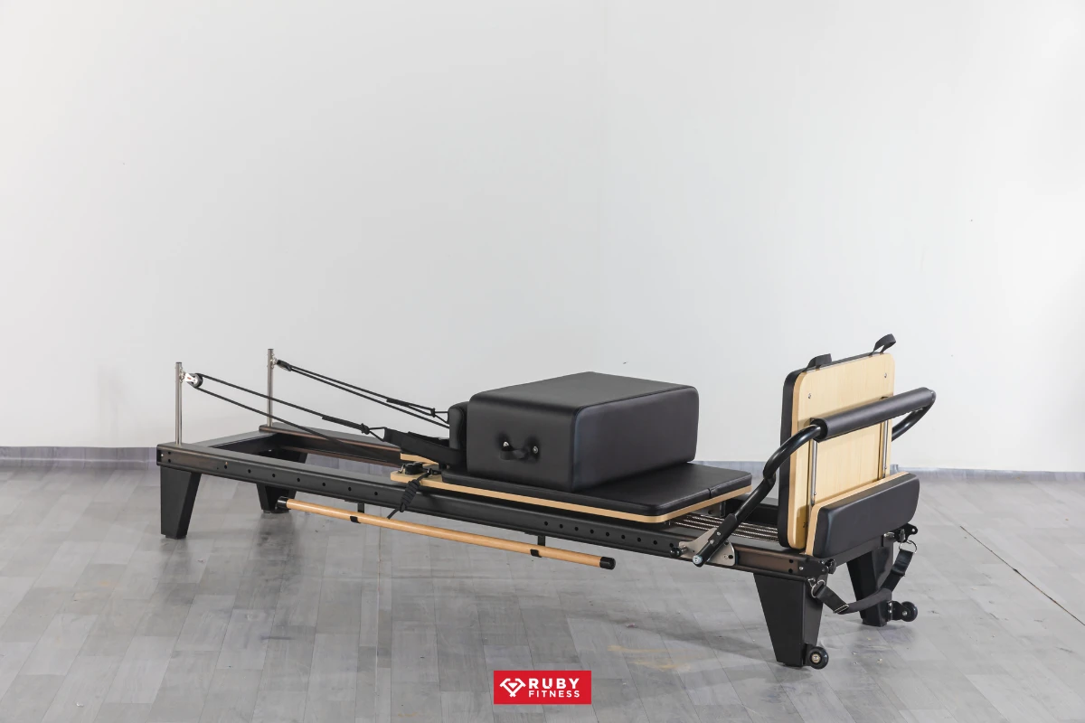 Pilates Reformer DZ136